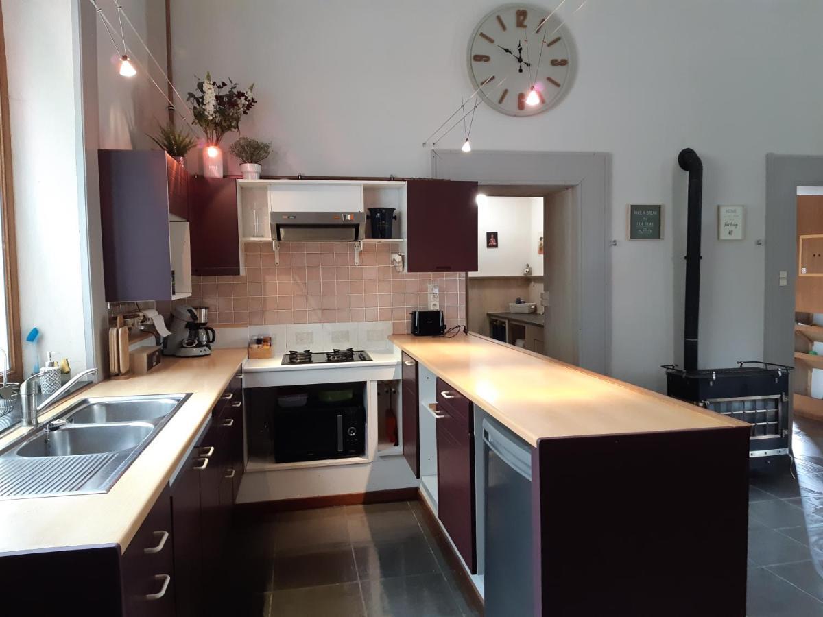 Apartamento L'Ecole Dinant Exterior foto